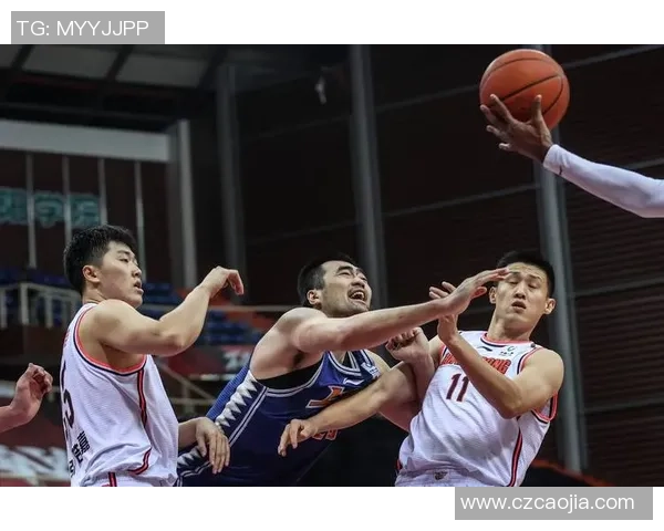 上海篮球队技术革新引发热议助力球队崛起与发展